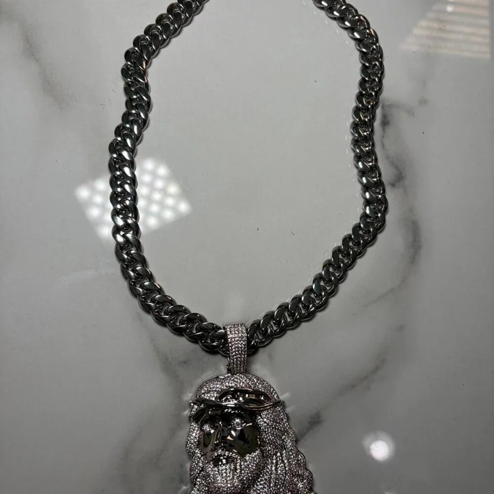 Silver Jesus Pendant Necklace With C 698